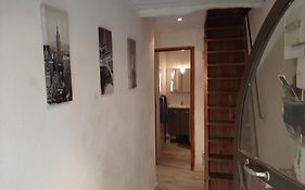 L Oustau Des Arenes